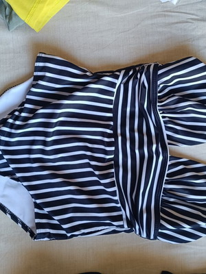 Shein women's one-piece swimsuit used, size L, black and white
