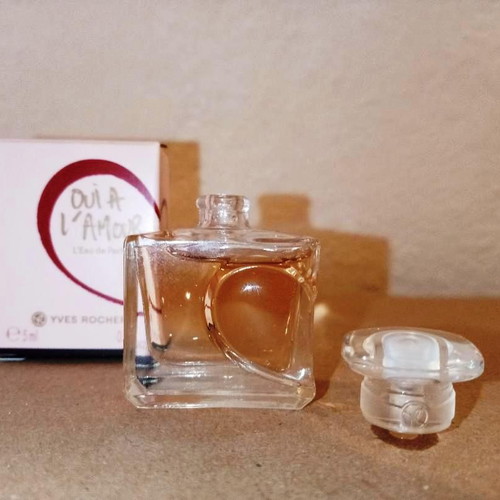 Vintage Oui A L'Amour Yves Rocher Eau de Parfum 5 ml new
