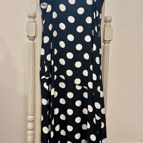 Sfera polka dot dress like new, size M, black and white