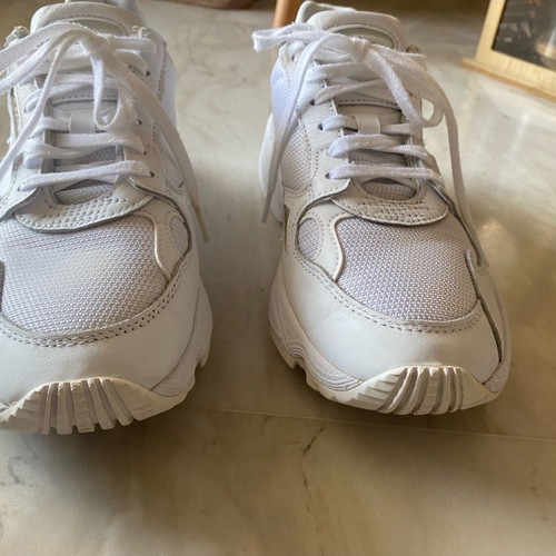 Adidas Falcon women's athletic shoes used, size 37.5, white