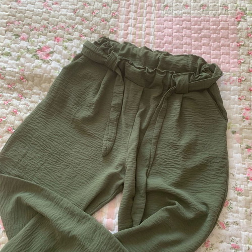 Women's zip culotte pants khaki like new, one size