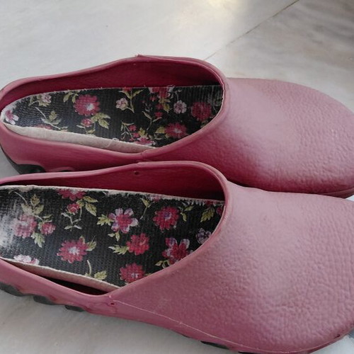 Red plastic garden slippers, women's size 38