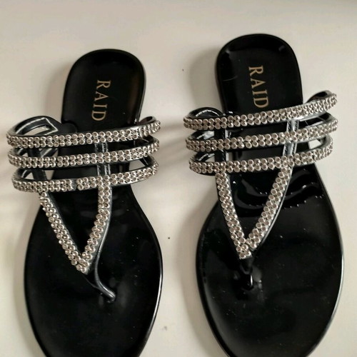 Raid women's sandals size 36 like new, black