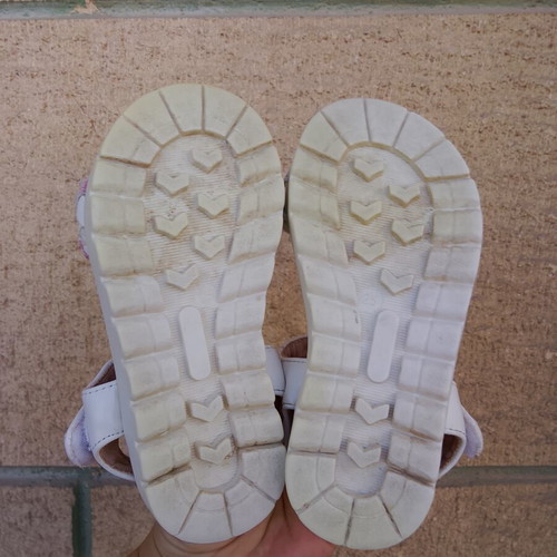 Exe kids leather sandals size 25 like new, white and pink
