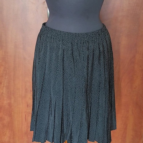 Bill Cost pleated skirt like new, black and white polka dot
