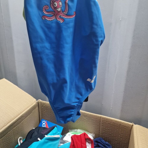 Clothes new 2000 pieces from Germany