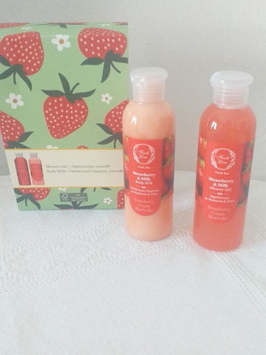 Shower Gel and Body Milk Strawberry & Milk new from Fresh Line