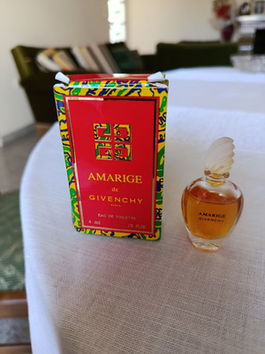 Amarige Givenchy miniature 4ml Eau de Toilette like new