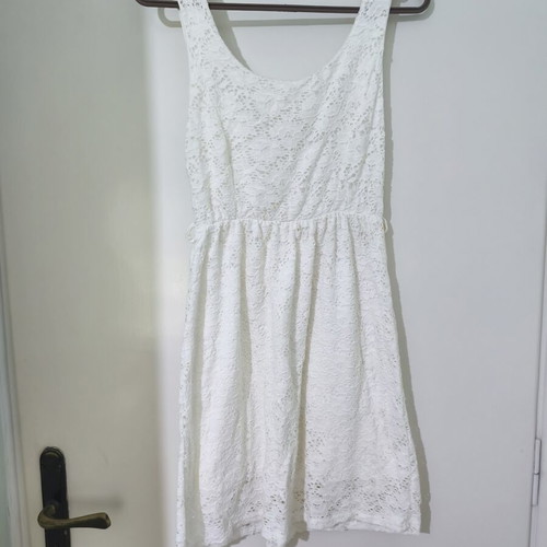 White lace mini dress like new, sizes S-M, Made In Italy