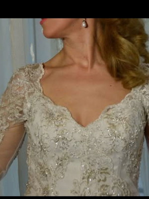 Dimitrios wedding dress like new, size 4 US, white