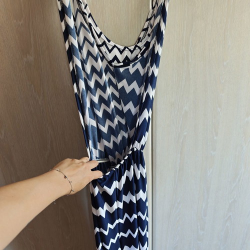 One-piece jumpsuit like new, blue-white pattern, one size