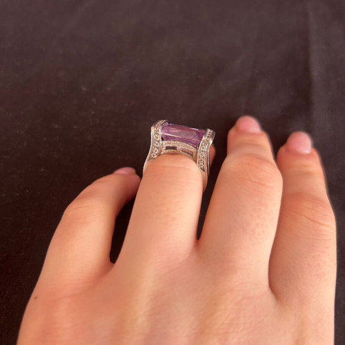 Silver 925 ring with purple stone used