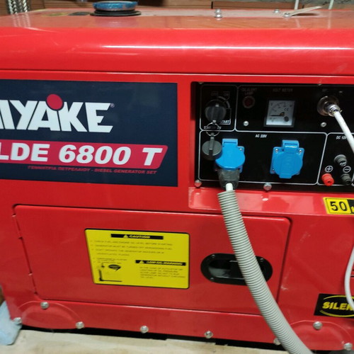 Miyake LDE6800T silent diesel generator with starter, wheels and max power 6.8kVA like new