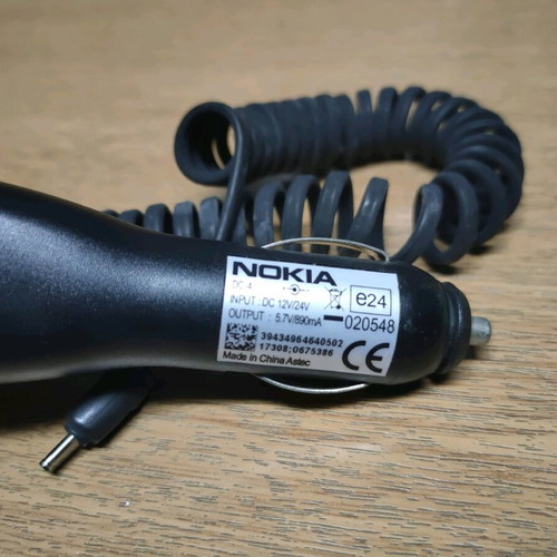 Nokia car charger used in excellent condition