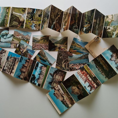 PACKAGE WITH 80 VINTAGE POSTCARDS FROM SWITZERLAND