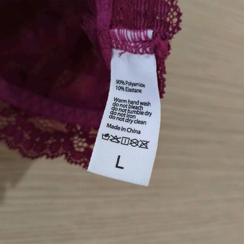 Lace bralette new, fuchsia with adjustable straps