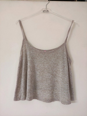 Beige crop-top shirt used, size M