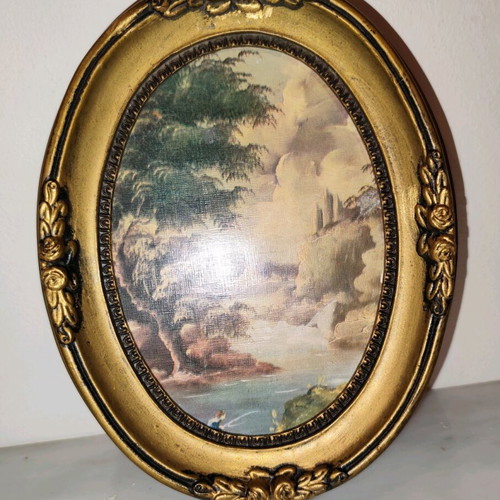 Oval frame with wooden border used, vintage