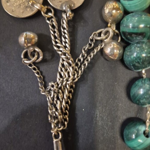 Komboloi with malachite and amber beads, new, silver chain