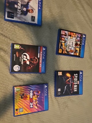 PS4 games new, pack of 5