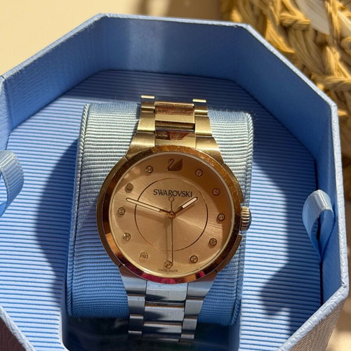 Swarovski watch used with zircon silver