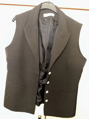 Mind Matter women's vest size L black like new