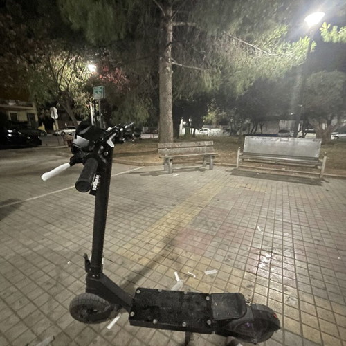Kukirin G2 electric scooter like new, total black, 550 km