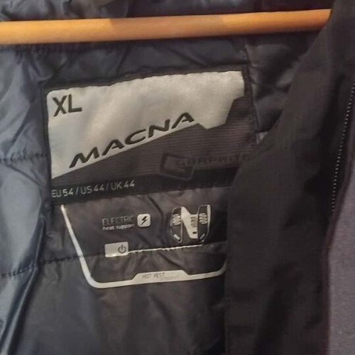 Macna Graphite XL Motorcycle Jacket like new, 3-season touring