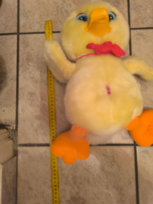 Plush duck like new