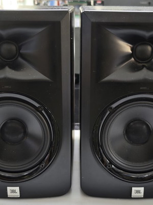 JBL LSR 305 Professional στούντιο monitor μεταχειρισμένα, πολύ καλή κατάσταση
