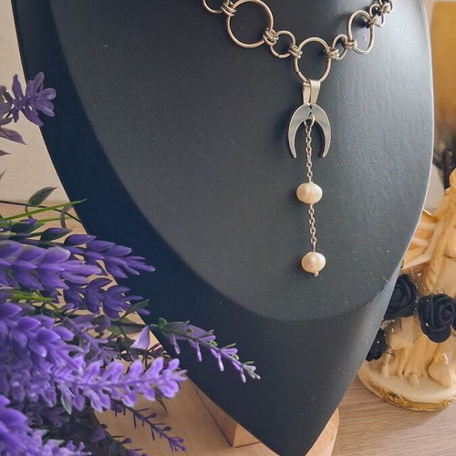 Handmade Stainless Steel Chainmail Choker with Pendant and Fresh Water Pearls