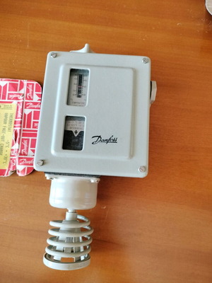 Danfoss thermostat new with original box from stock