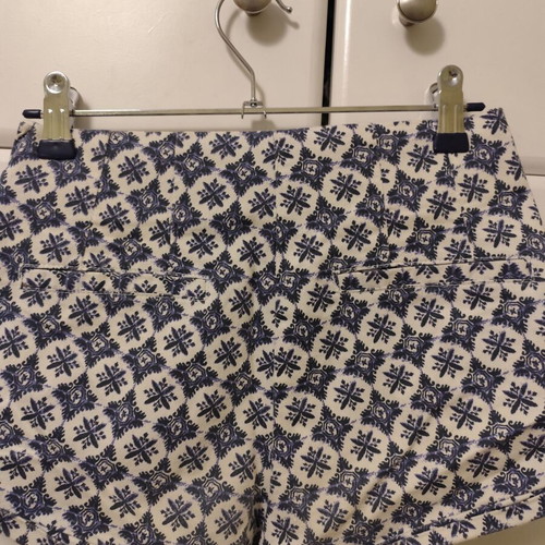 Bershka ψηλομέσο σορτσάκι XS 34 σαν καινούργιο
