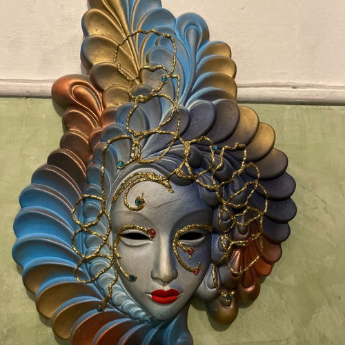 Ceramic mask from Venice like new, decorative wall art