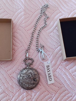 Pocket watch in original packaging, never used
