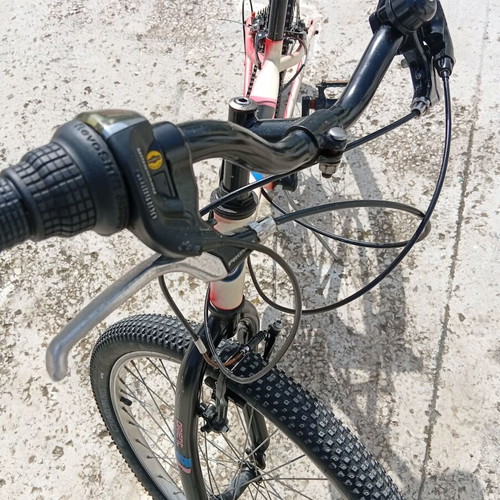 Women's bicycle used, 21-speed, 24 inch