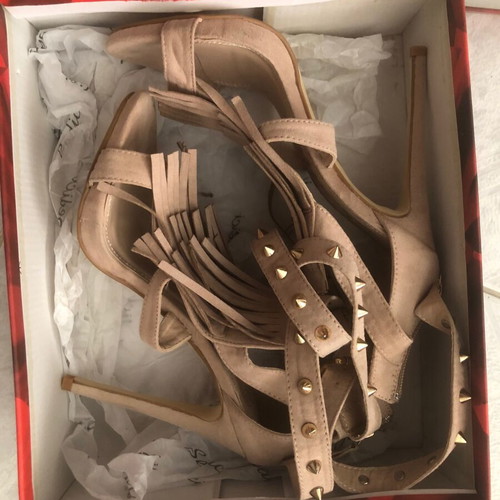 Sedici sandals new, beige, size 38, platform style