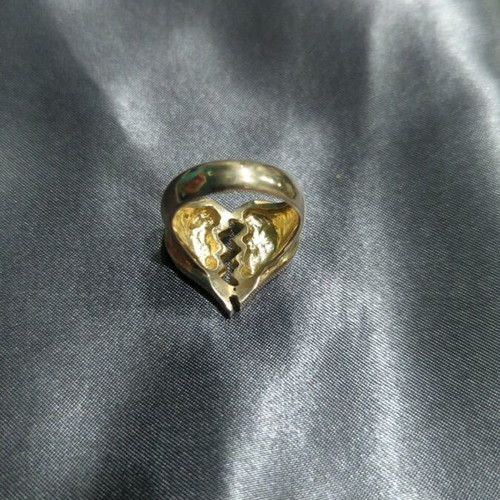 Silver gold-plated ring size 54 new with heart shape