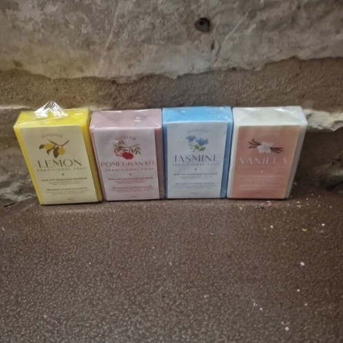 Set of 4 aromatic soaps 100g each with lemon, pomegranate, jasmine, vanilla scent