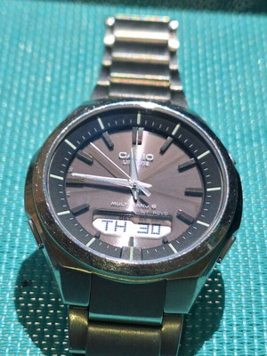 Casio Lineage ρολόι τιτανίου σαν καινούργιο, ζαφείρι, ραδιοελεγχόμενο, tough solar