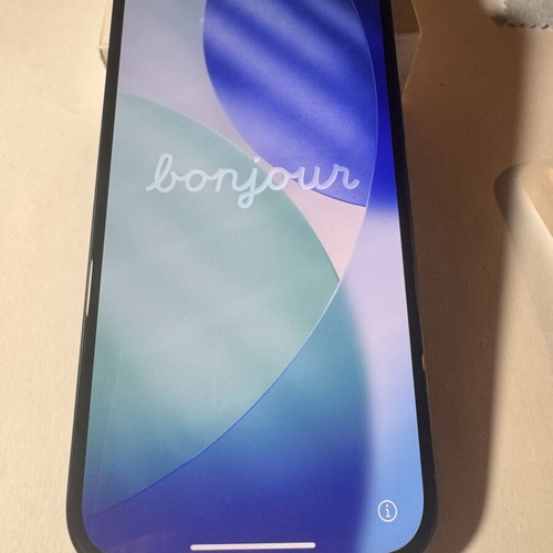 iPhone 15 128GB like new, black, dual SIM