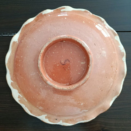 Ceramic plate like new, diameter 25 cm, possibly North African origin