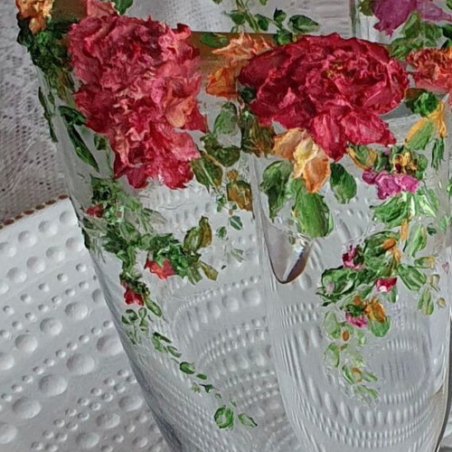 Vase of solid crystal hand-painted, sculpture painting