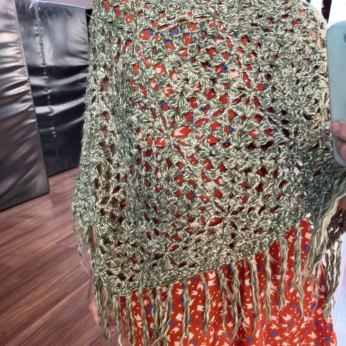 Green scarf used