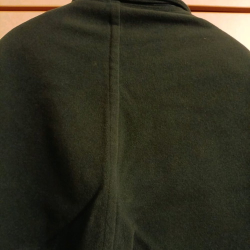 Long green Mal coat like new, 80% wool 20% nylon size 46
