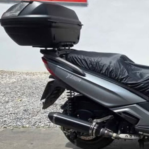 Kymco X-Town 300i exhaust used with accessories