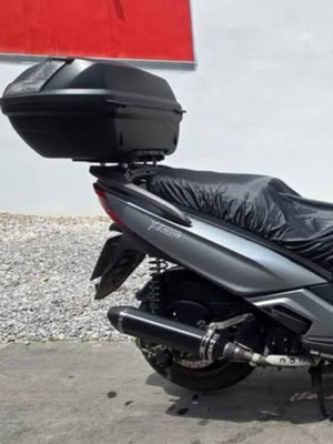 Kymco X-Town 300i exhaust used with accessories