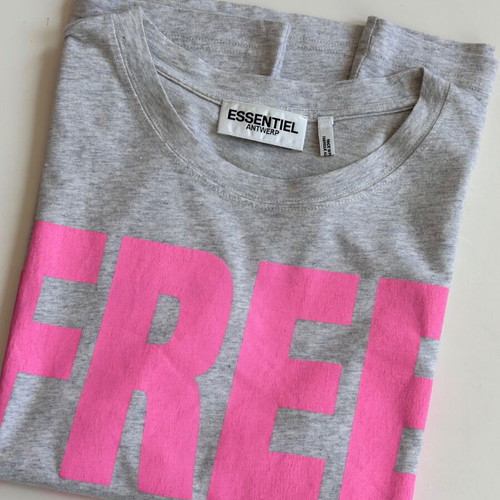 Essential Antwerp T-shirt like new, gray with pink logo, size S/M