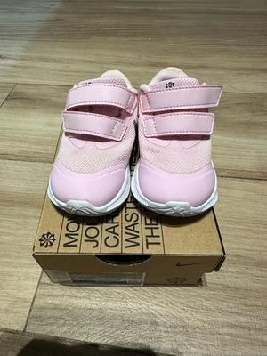 Παιδικά παπούτσια Nike βρεφικά νούμερο 19.5 ελάχιστα φορεμένα