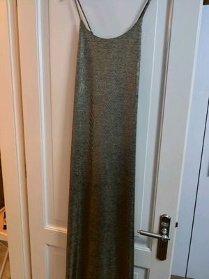 Lynne dress gold effect size L like new